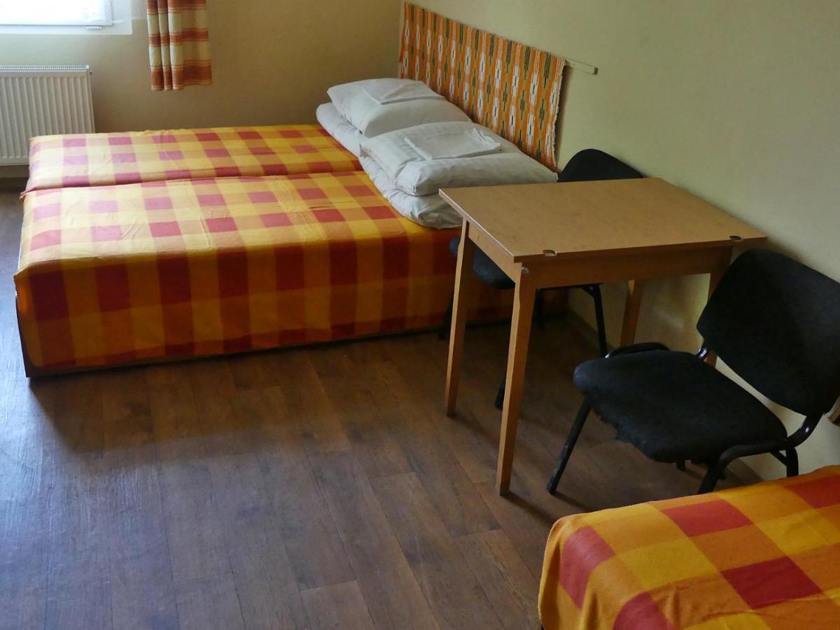 Napsugár Szálló Baja Exterior foto